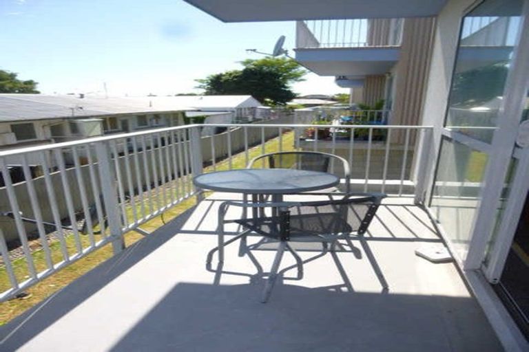 Photo of property in 1/60 Stanmore Road, Linwood, Christchurch, 8011