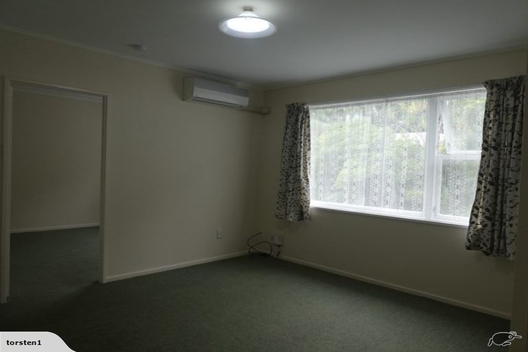 Photo of property in 24f1 Crieff Street, Northland, Wellington, 6012