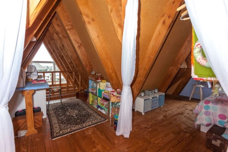 Photo of property in 117 Chevron Crescent, Whangamata, 3620