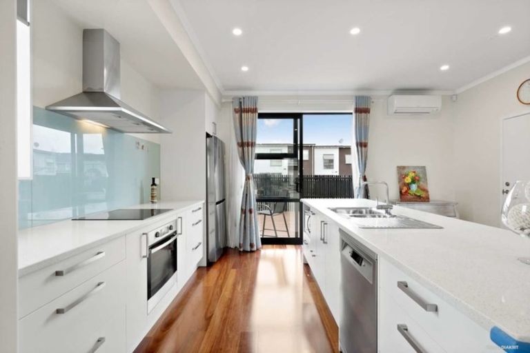 Photo of property in 7 Skylark Road, Hobsonville, Auckland, 0616