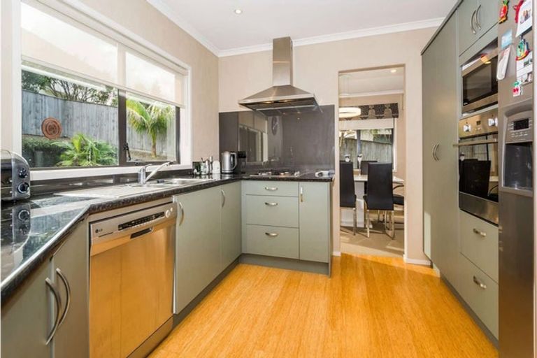 Photo of property in 26 Kilkelly Avenue, Pinehill, Auckland, 0632