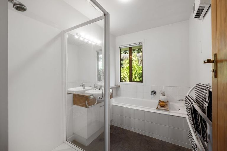 Photo of property in 8 The Rise, Mount Pleasant, Christchurch, 8081