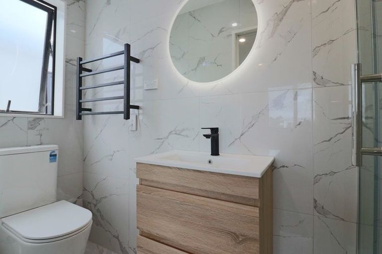 Photo of property in 13 John Gray Street, Papakura, 2110