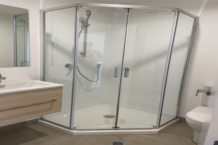 Photo of property in 7/63 Taikata Road, Te Atatu Peninsula, Auckland, 0610