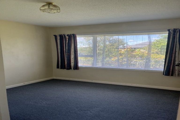 Photo of property in 42 Sledmere Street, Burnside, Christchurch, 8053