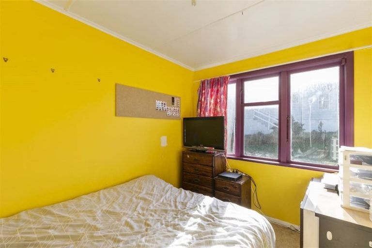 Photo of property in 19 Morere Street, Titahi Bay, Porirua, 5022