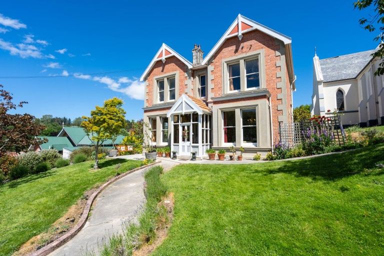 Photo of property in 12a Colonsay Street, Lawrence, 9532