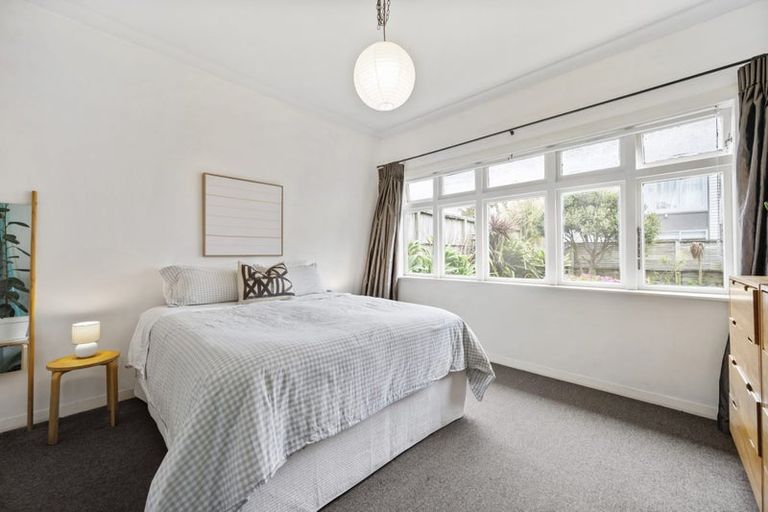 Photo of property in 99a Freyberg Street, Lyall Bay, Wellington, 6022