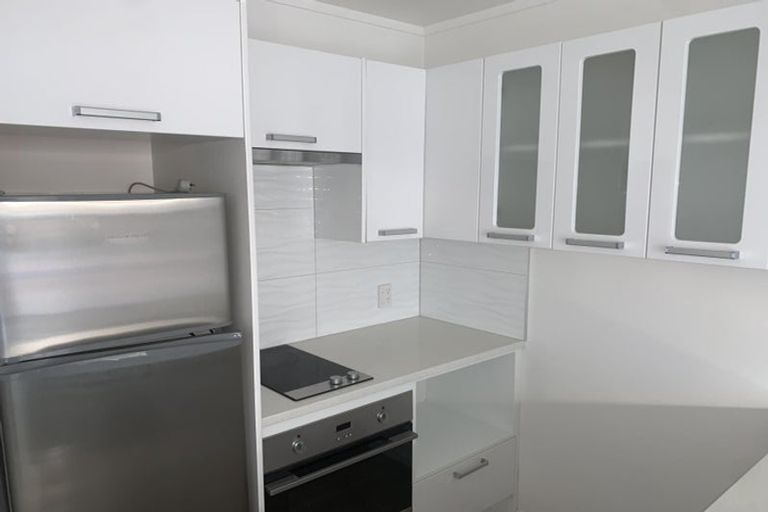 Photo of property in 3/420a Hibiscus Coast Highway, Orewa, 0931