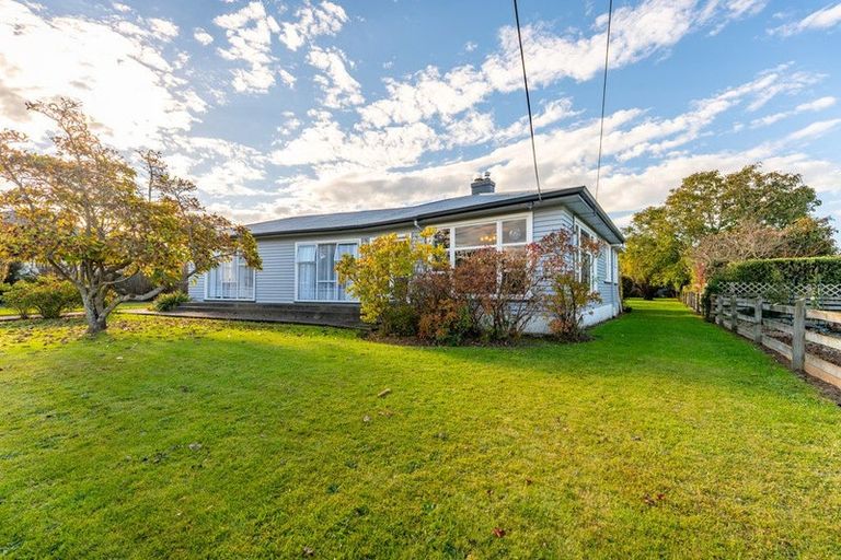 Photo of property in 15 Rugby Street, Waimate, 7924
