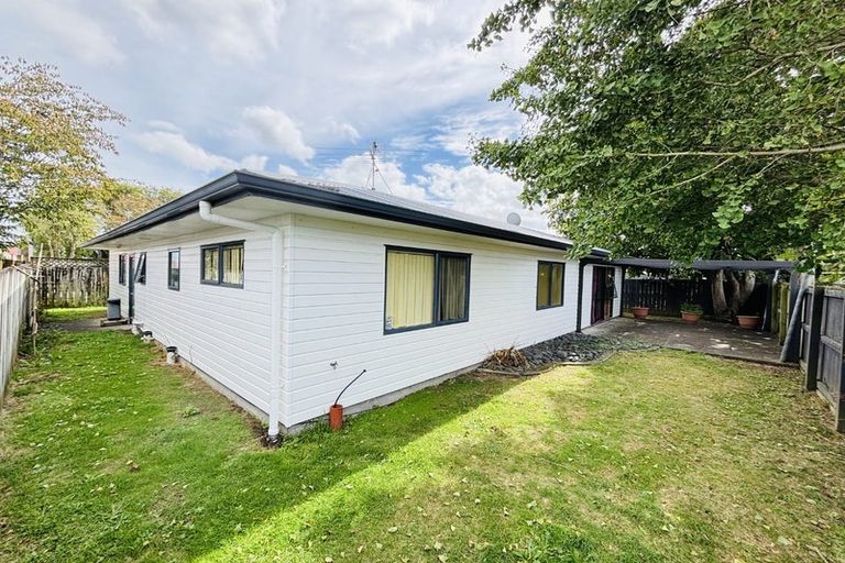 Photo of property in 23a Grove Road, Papakura, 2110