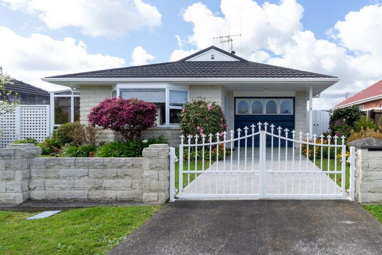 Photo of property in 1 Clark Street, Levin, 5510
