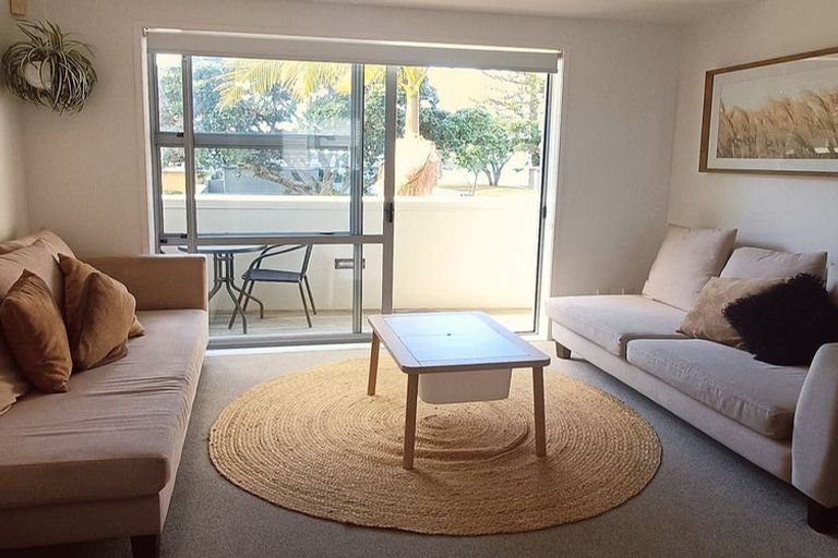 Photo of property in 39/3 Riverside Road, Orewa, 0931