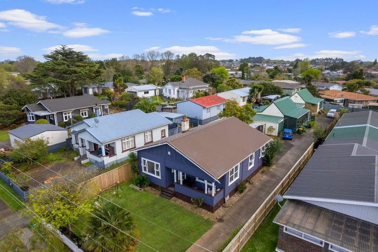 Photo of property in 15 Princes Street, Pukekohe, 2120