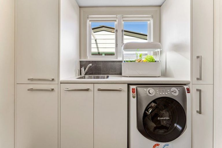 Photo of property in 25a Hampden Street, Picton, 7220