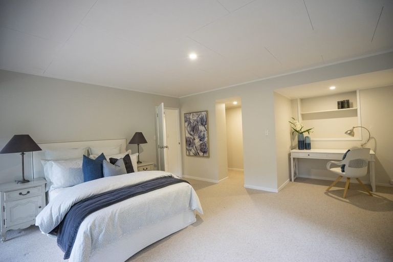 Photo of property in 33 Homewood Place, Chatswood, Auckland, 0626