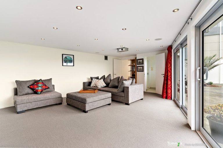 Photo of property in 61 Burnham Street, Seatoun, Wellington, 6022