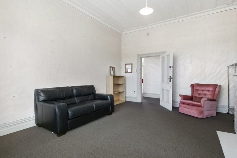 Photo of property in 186 Queen Street North, North Dunedin, Dunedin, 9016