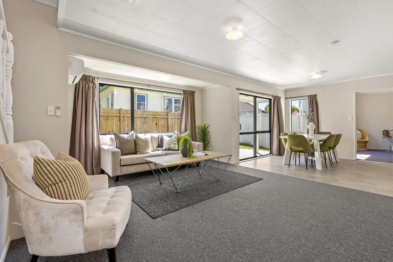 Photo of property in 18 Joshua Lane, Hamilton East, Hamilton, 3216