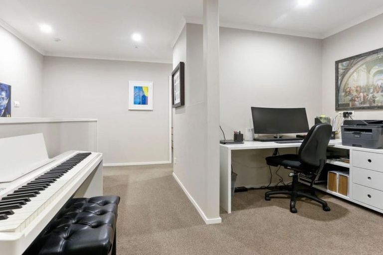 Photo of property in 112 Squadron Drive, Hobsonville, Auckland, 0616