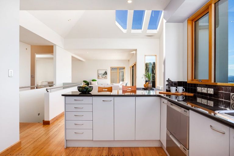 Photo of property in 39 Alexandra Road, Hataitai, Wellington, 6021
