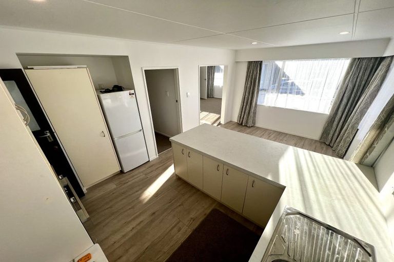 Photo of property in 12 Palliser Place, Milson, Palmerston North, 4414