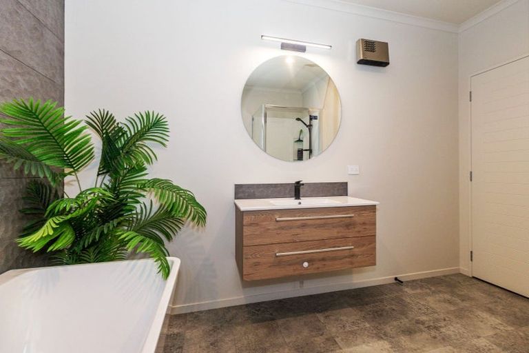 Photo of property in 27 Richard Pearse Drive, Temuka, 7920