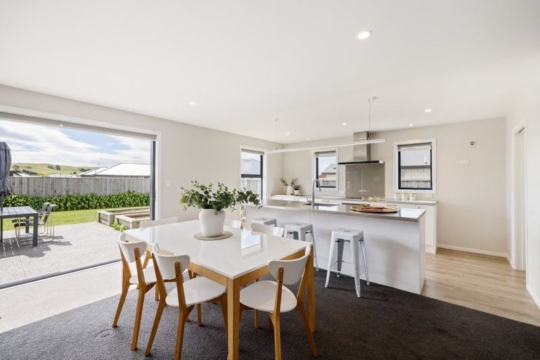 Photo of property in 15 Johnson Avenue, Amberley, 7410