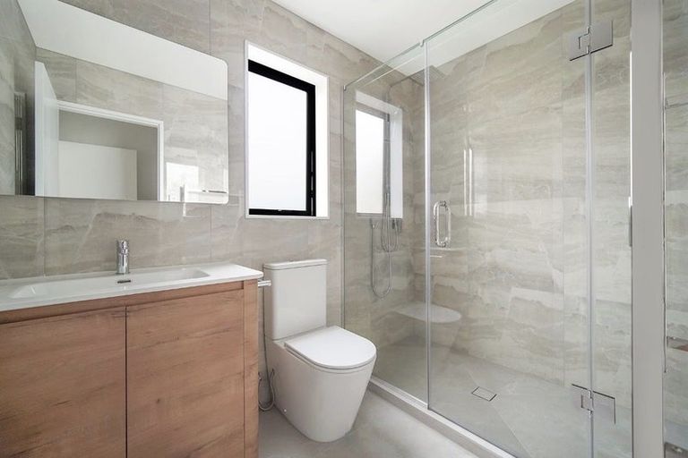 Photo of property in 8 Tiraumea Drive, Pakuranga, Auckland, 2010