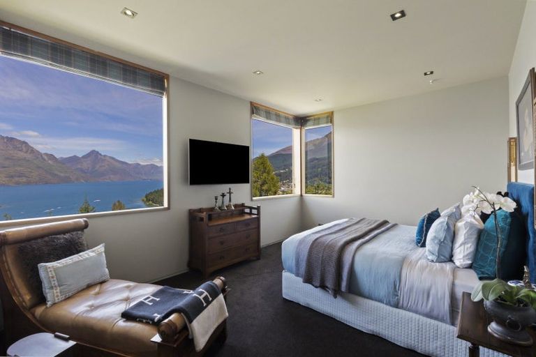 Photo of property in 27 Edinburgh Drive, Queenstown, 9300
