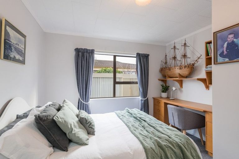 Photo of property in 43 Farnham Drive, Richmond, 7020