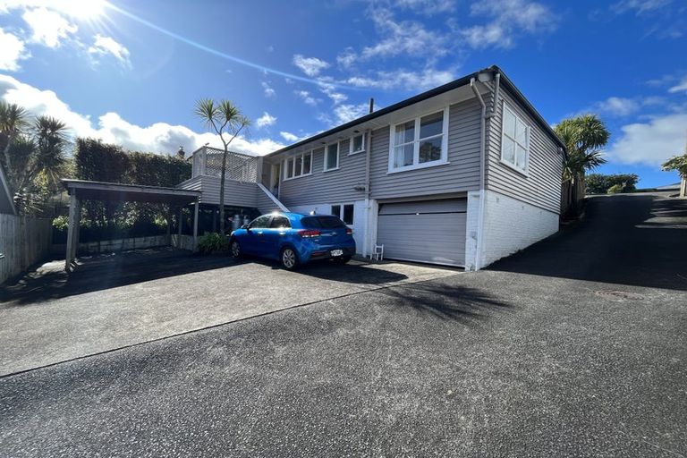 Photo of property in 136 Birkenhead Avenue, Birkenhead, Auckland, 0626