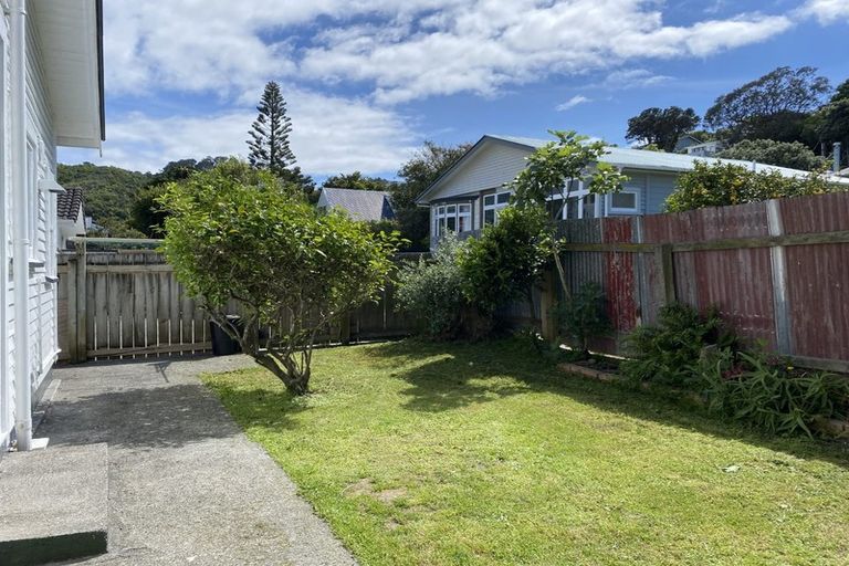 Photo of property in 26 Weka Street, Miramar, Wellington, 6022