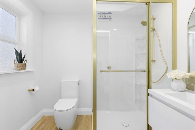 Photo of property in 48 Kamahi Street, Stokes Valley, Lower Hutt, 5019
