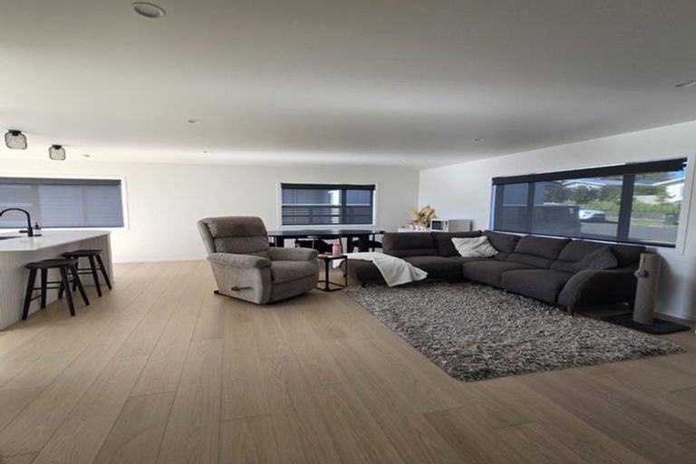 Photo of property in 9 Clyde Street, Ferndale, New Plymouth, 4310
