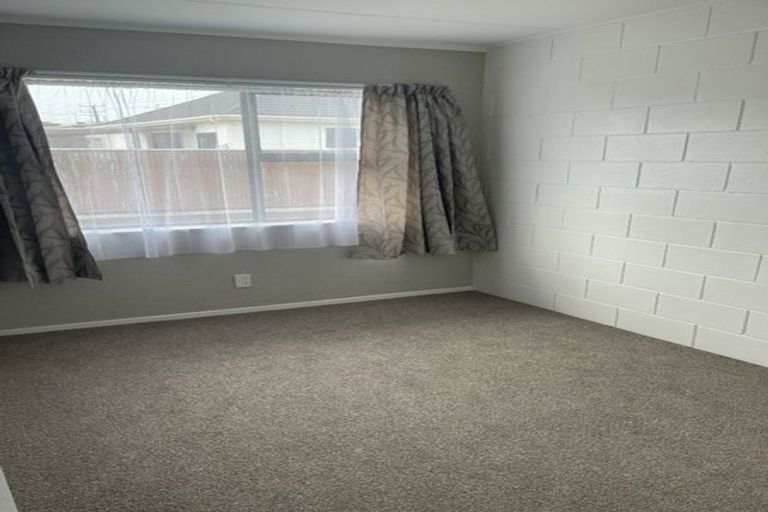 Photo of property in 72 Hokio Beach Road, Levin, 5510