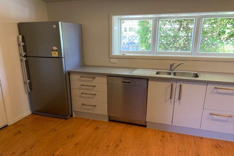 Photo of property in 17 Lyndon Street, Riccarton, Christchurch, 8011