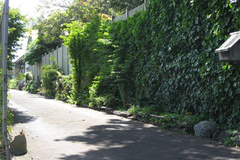 Photo of property in 2/63 Coronation Road, Papatoetoe, Auckland, 2025