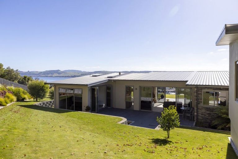 Photo of property in 7 Azalea Lane, Waipahihi, Taupo, 3330