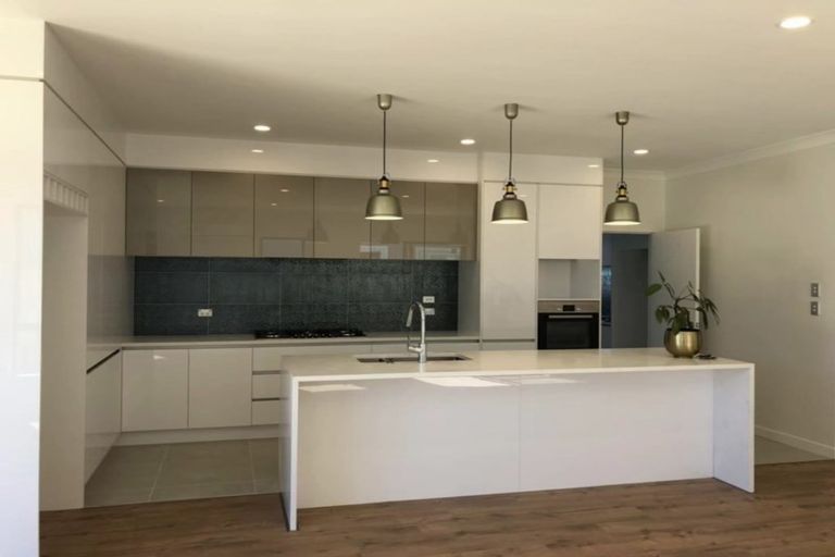 Photo of property in 59 Donegal Park Drive, Flat Bush, Auckland, 2019
