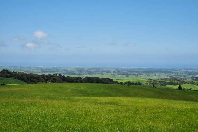 Photo of property in 730 Upper Pitone Road, Pitone, New Plymouth, 4374