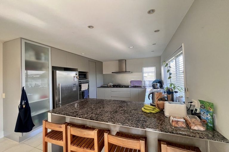 Photo of property in 31 Hinau Road, Karaka, Papakura, 2113