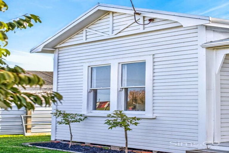 Photo of property in 23 Kelvin Street, Aramoho, Whanganui, 4500