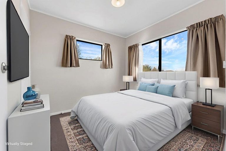 Photo of property in 9b Boundary Road, Opaheke, Papakura, 2113