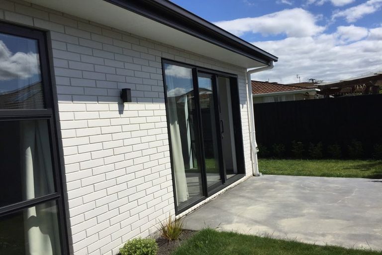 Photo of property in 8/59 Waimairi Road, Upper Riccarton, Christchurch, 8041