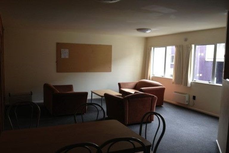 Photo of property in Basin Reserve Complex, 37/4 Sussex Street, Mount Cook, Wellington, 6021