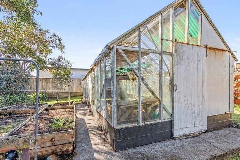 Photo of property in 14 Toi Street, Tawhero, Whanganui, 4501