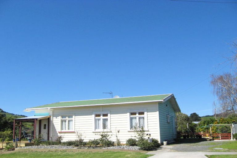 Photo of property in 1 Mary Street, Huntly, 3700