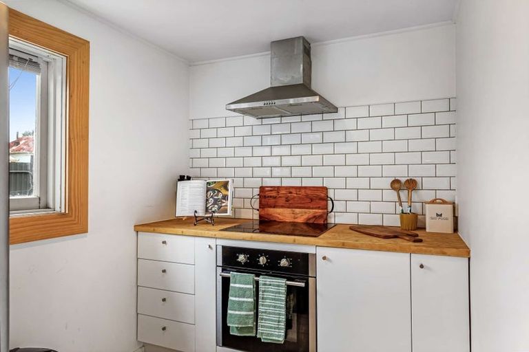 Photo of property in 120 Derby Street, Westport, 7825