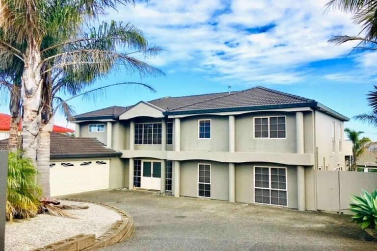 Photo of property in 51 Westerham Drive, Dannemora, Auckland, 2016